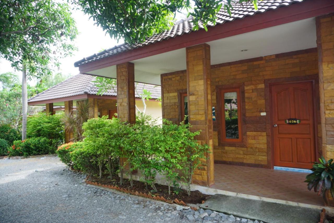 Gpm Resort Pattaya Jomtien Beach Extérieur photo